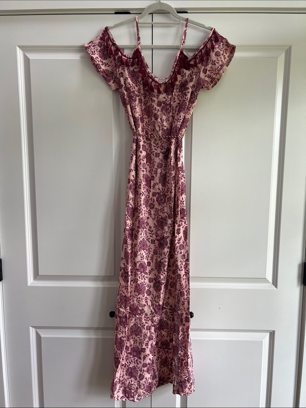 Forever 21 Pink and Burgundy Floral Maxi Dress